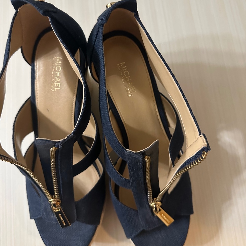 Michael Kors Berkeley wedge